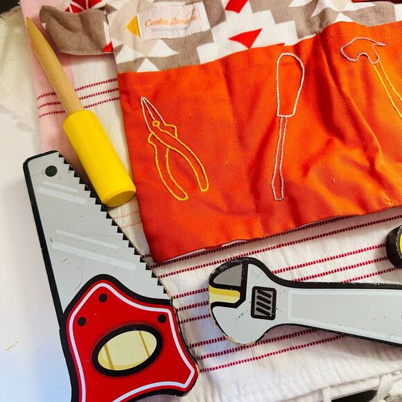 Wooden Tool Set with Belt - Picture 4 of 8